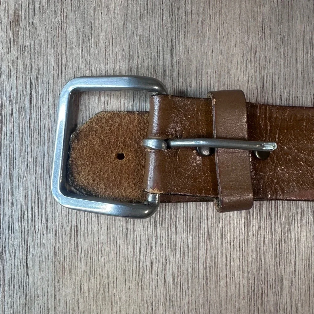 Harley Davidson Mens Leather Belt Eagle Embossed Silver Buckle Size 36 Brown